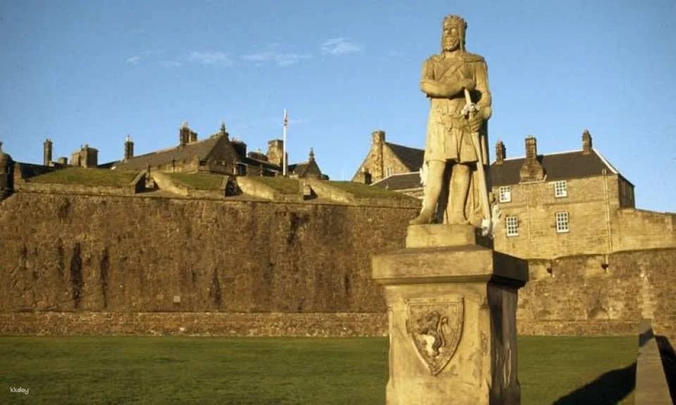 Loch Lomond, The Trossachs National Park and Stirling Castle from Glasgow