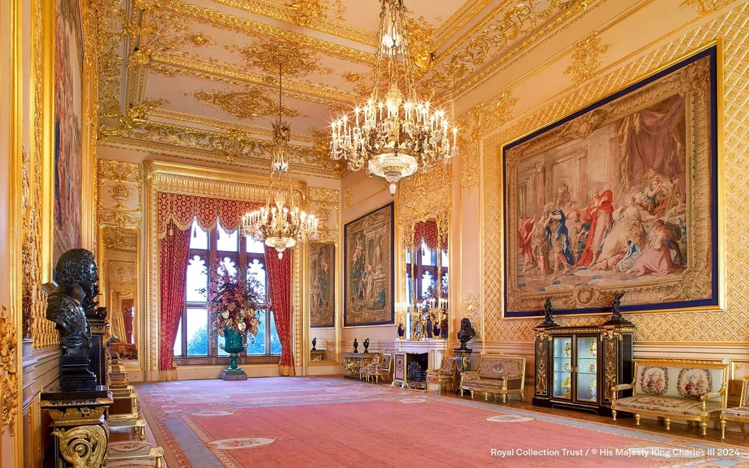 Buckingham Palace & Windsor Castle Full-Day Tour Image 10