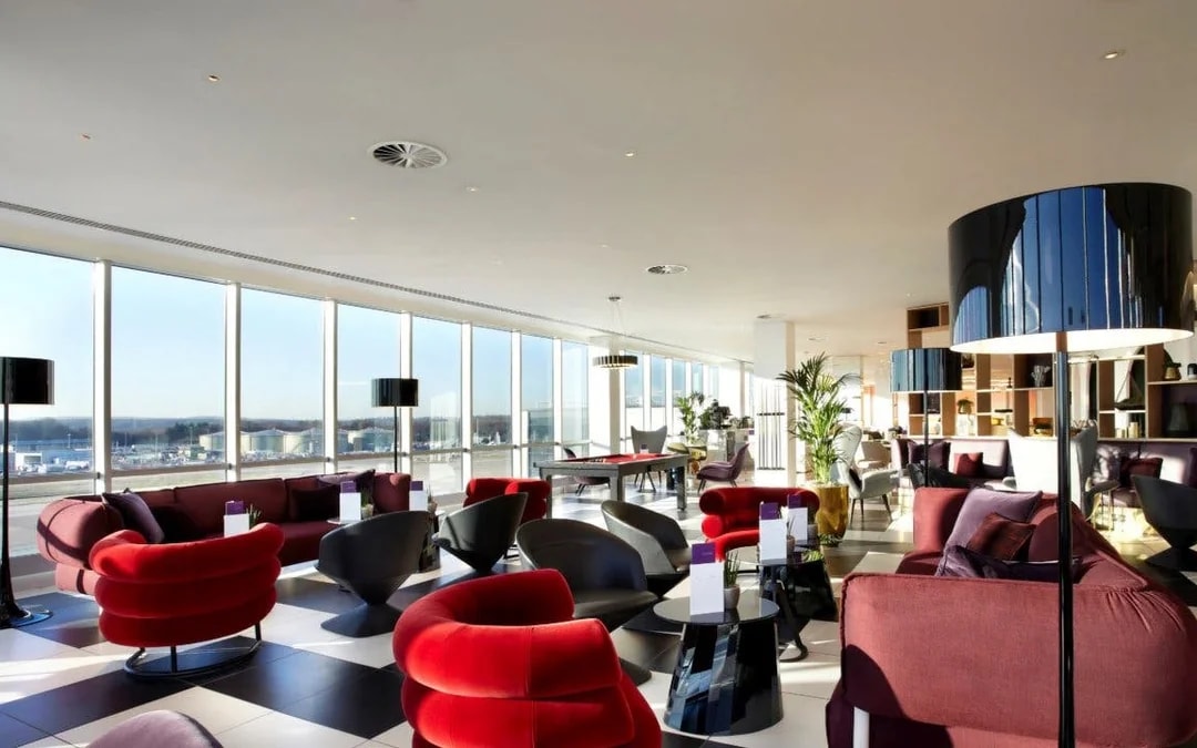 London Gatwick Airport: Plaza Premium Lounge at North Terminal Image 6