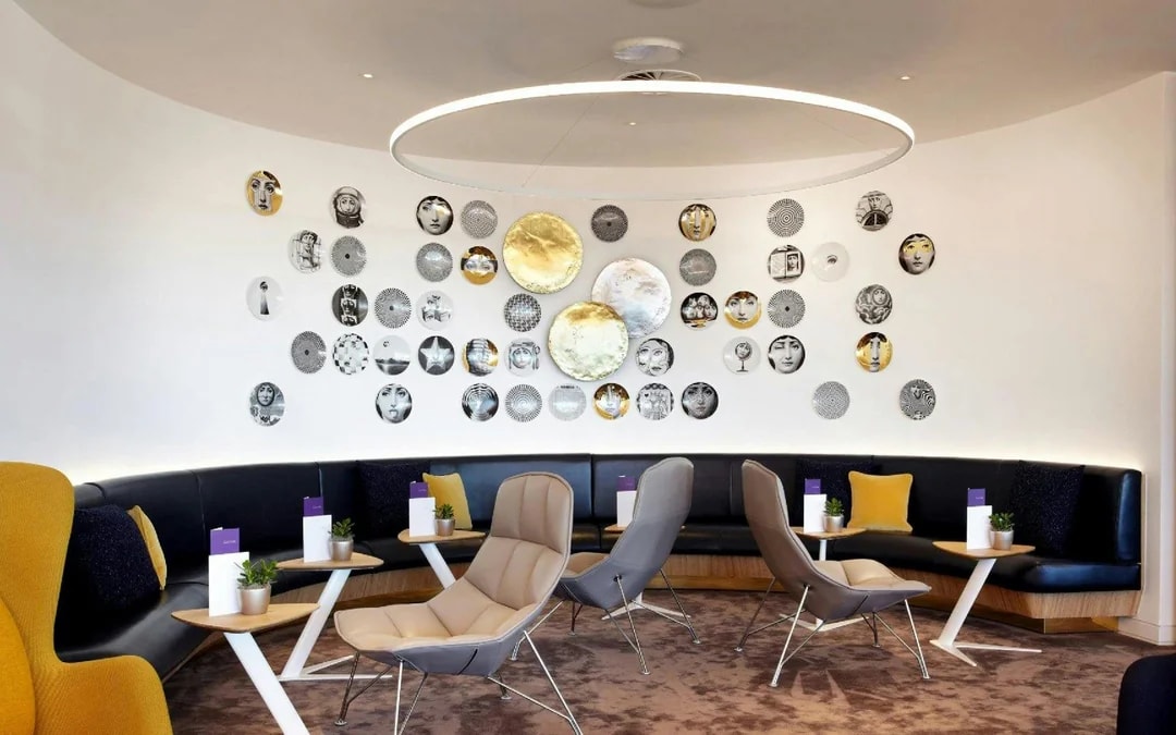 London Gatwick Airport: Plaza Premium Lounge at North Terminal Image 8