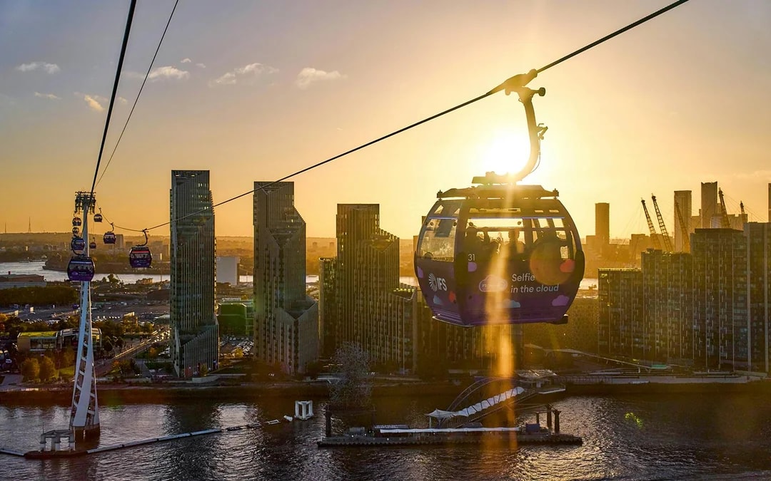 London IFS Cloud Cable Car Tickets Image 8