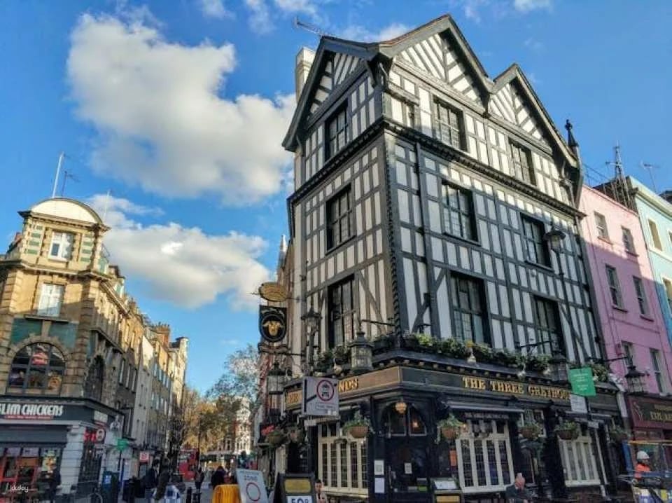 London LGBTQ exploration game and tour