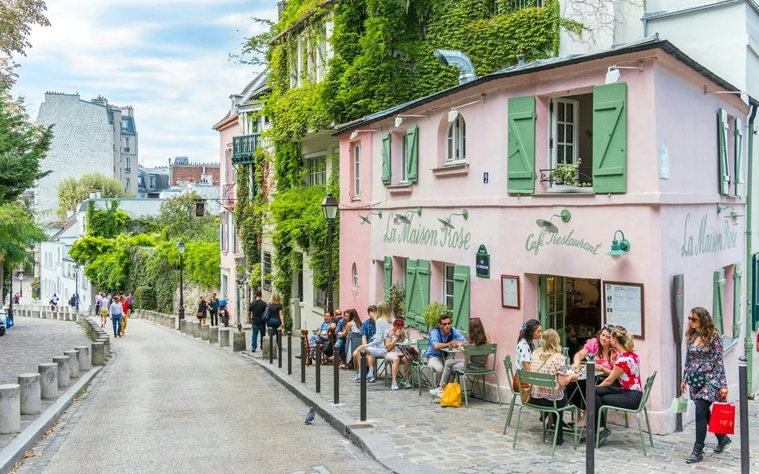 From London: Paris Explorer Day Trip by Rail with Sightseeing Bus Image 2