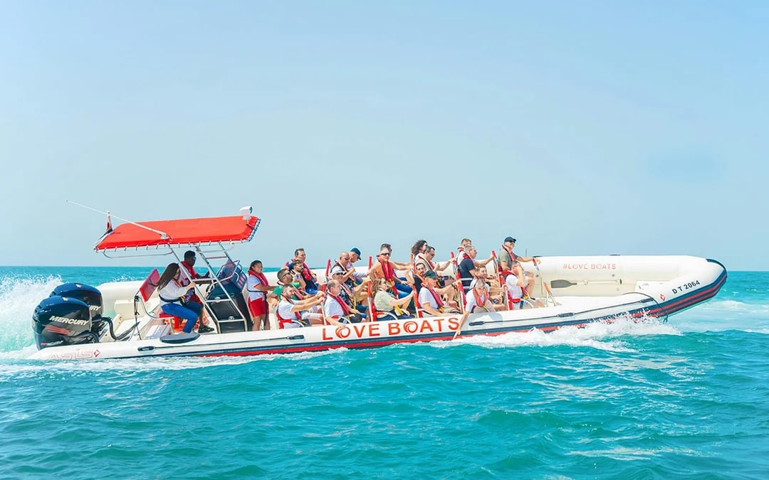 Love Boats: 90 Minutes Ultimate Tour Image 5