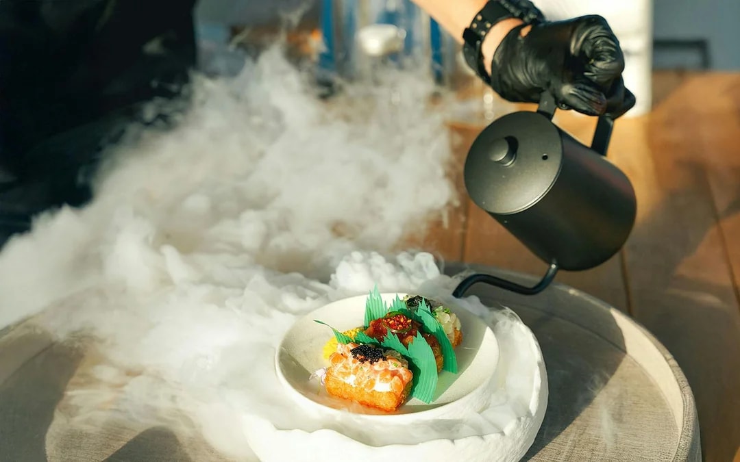 Luxury Superyacht Experience: VIP Dining, Premium Drinks, & Live Music Image 8