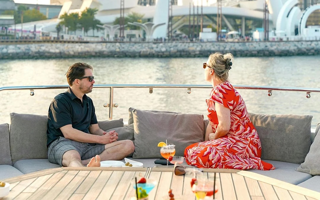 Luxury Superyacht Experience: VIP Dining, Premium Drinks, & Live Music Image 12