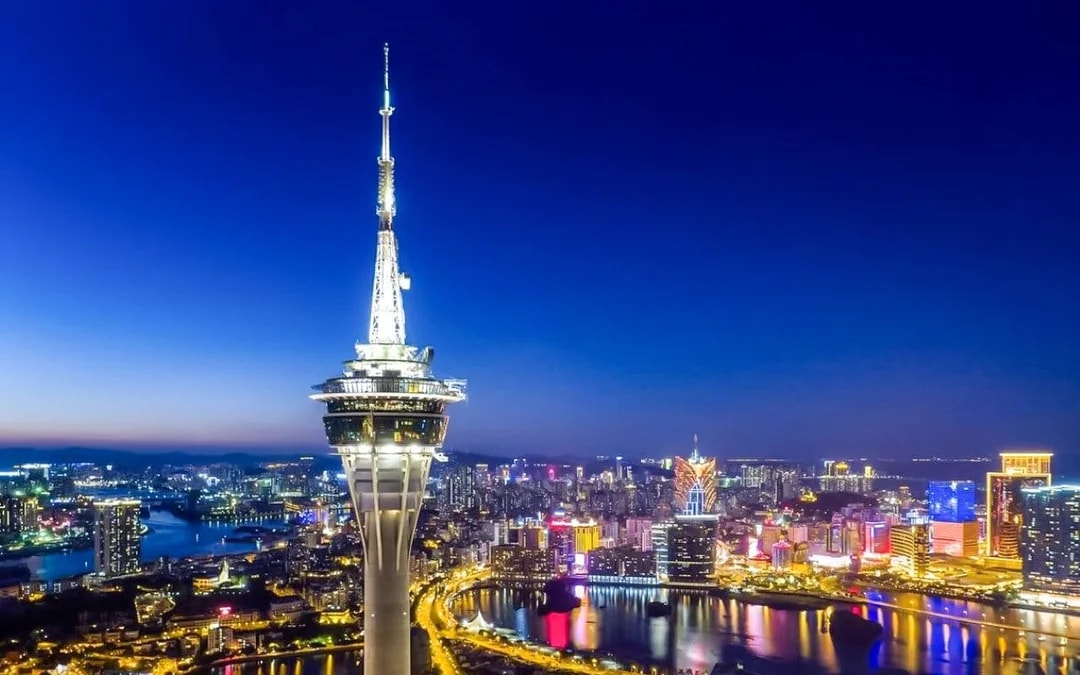 Macau Tower with Buffet at 360 Cafe Restaurant Image 7