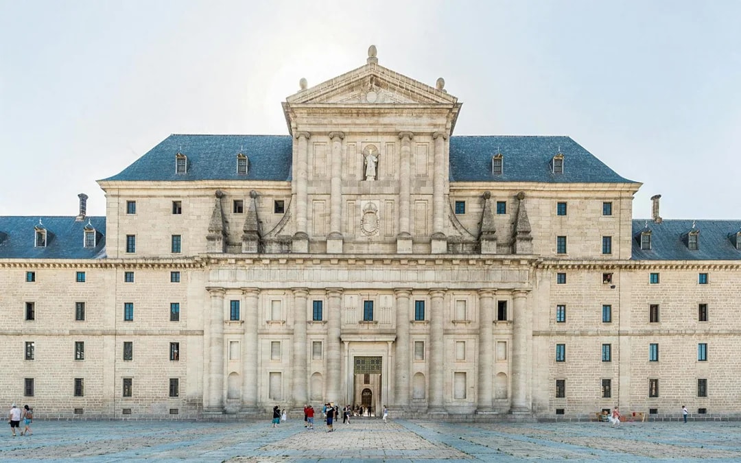 From Madrid: El Escorial, Valley of the Fallen, and Segovia Day Trip Image 8