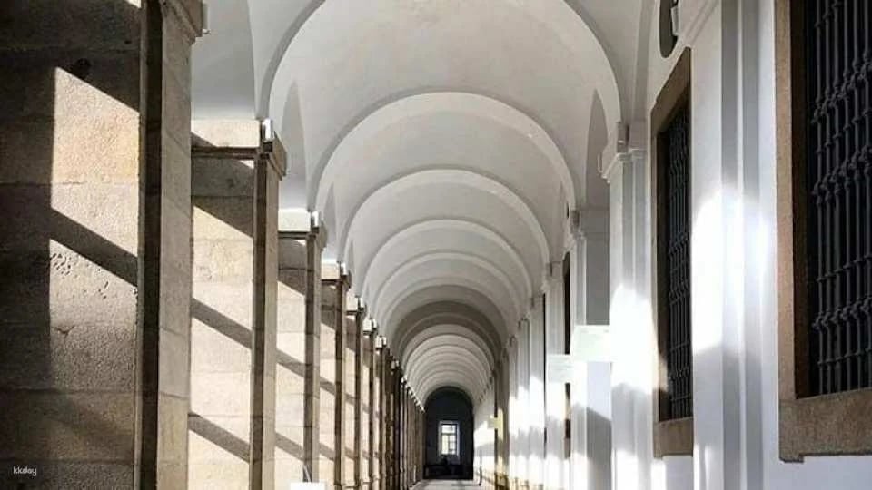 Madrid Reina Sofía Museum Tickets and In-App Audio Tour