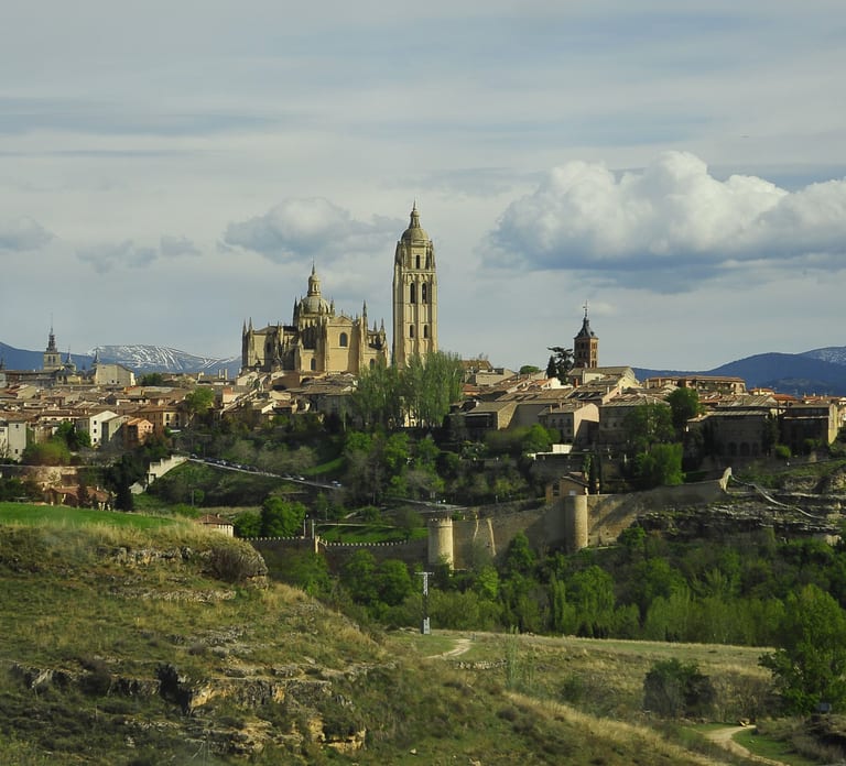From Madrid: Ribera del Duero Tour of 3 Wineries w/ Tastings