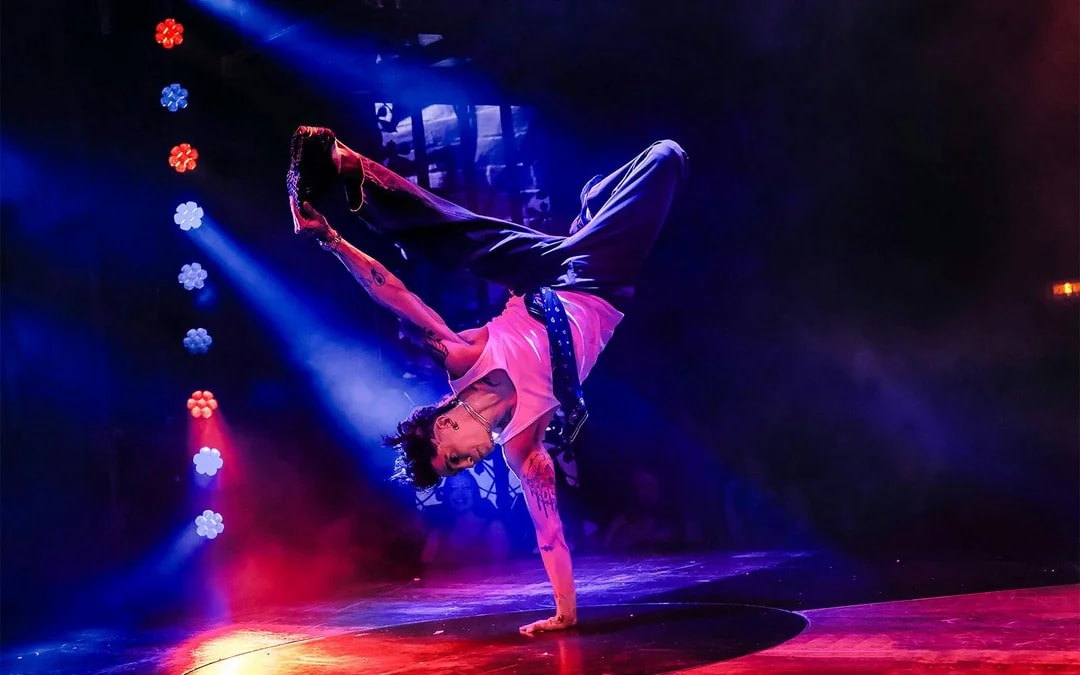 Magic Mike Live Image 11