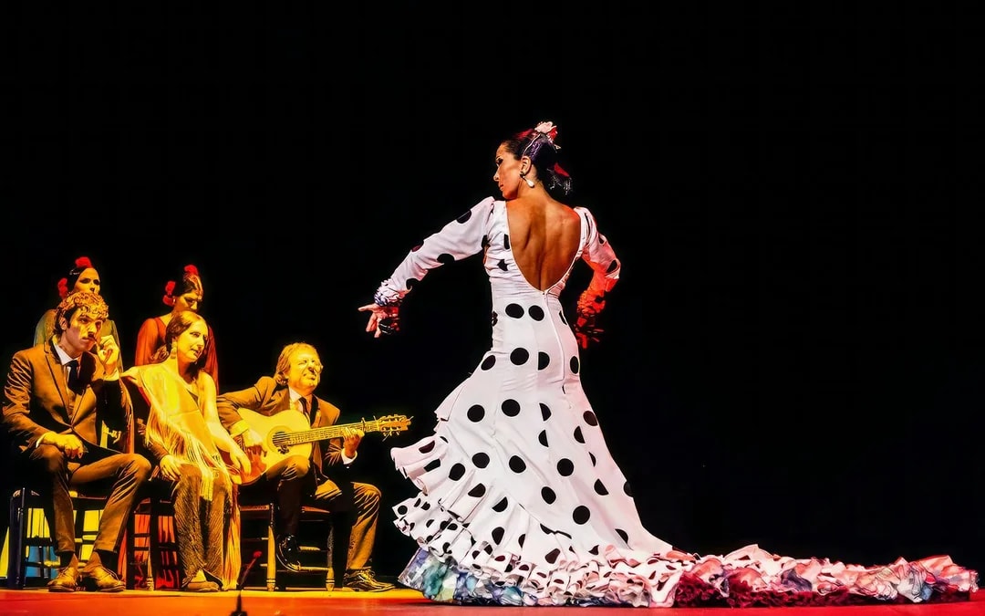 Teatro Flamenco Málaga Club - Essence Show Image 6