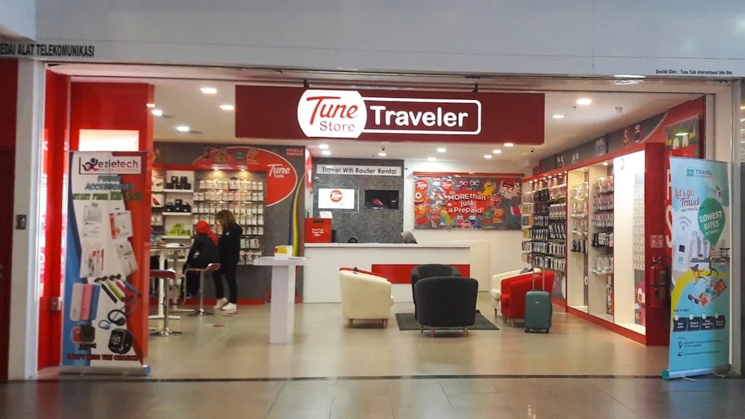 Malaysia 4G Tourist Local SIM Card - Kuala Lumpur Airport Pick-Up