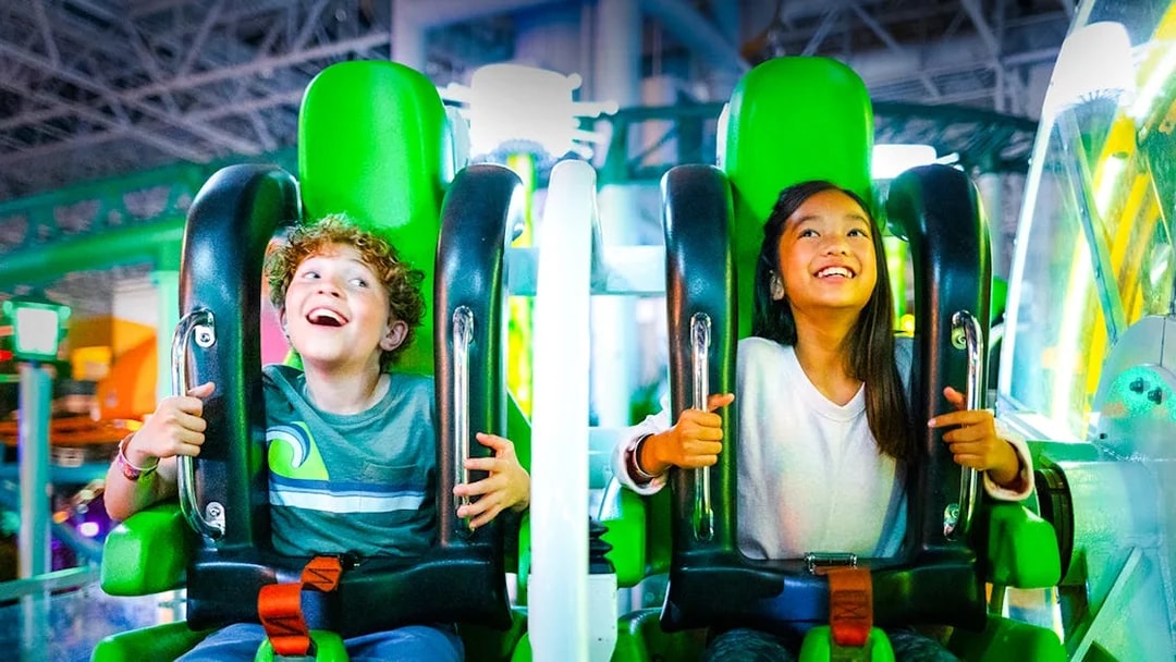 Guests enjoying a ride at Nickelodeon Universe, Mall of America.
