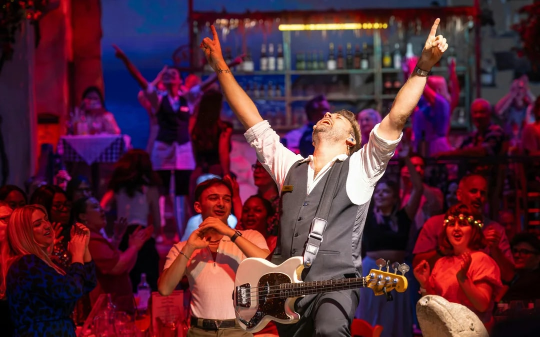 Mamma Mia! The Party Image 9