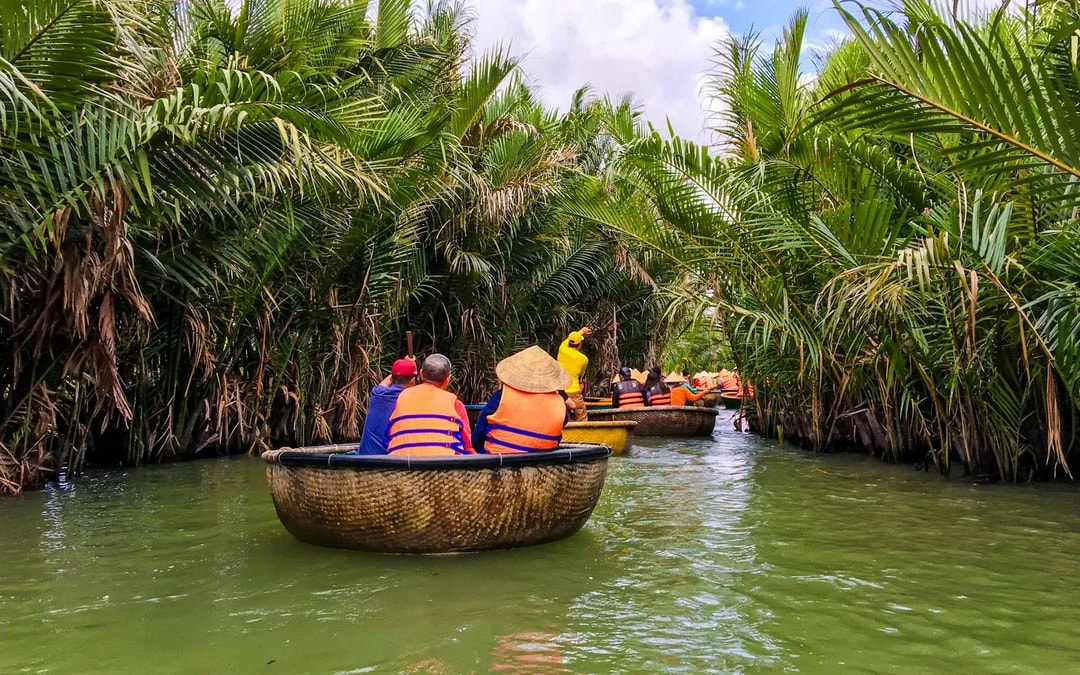 Marble Mountains & Hoi An City Tour with Transfers Image 7