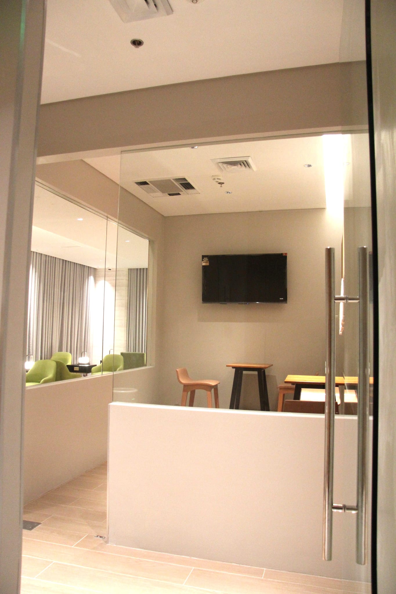 Marhaba Lounge Clark International Airport