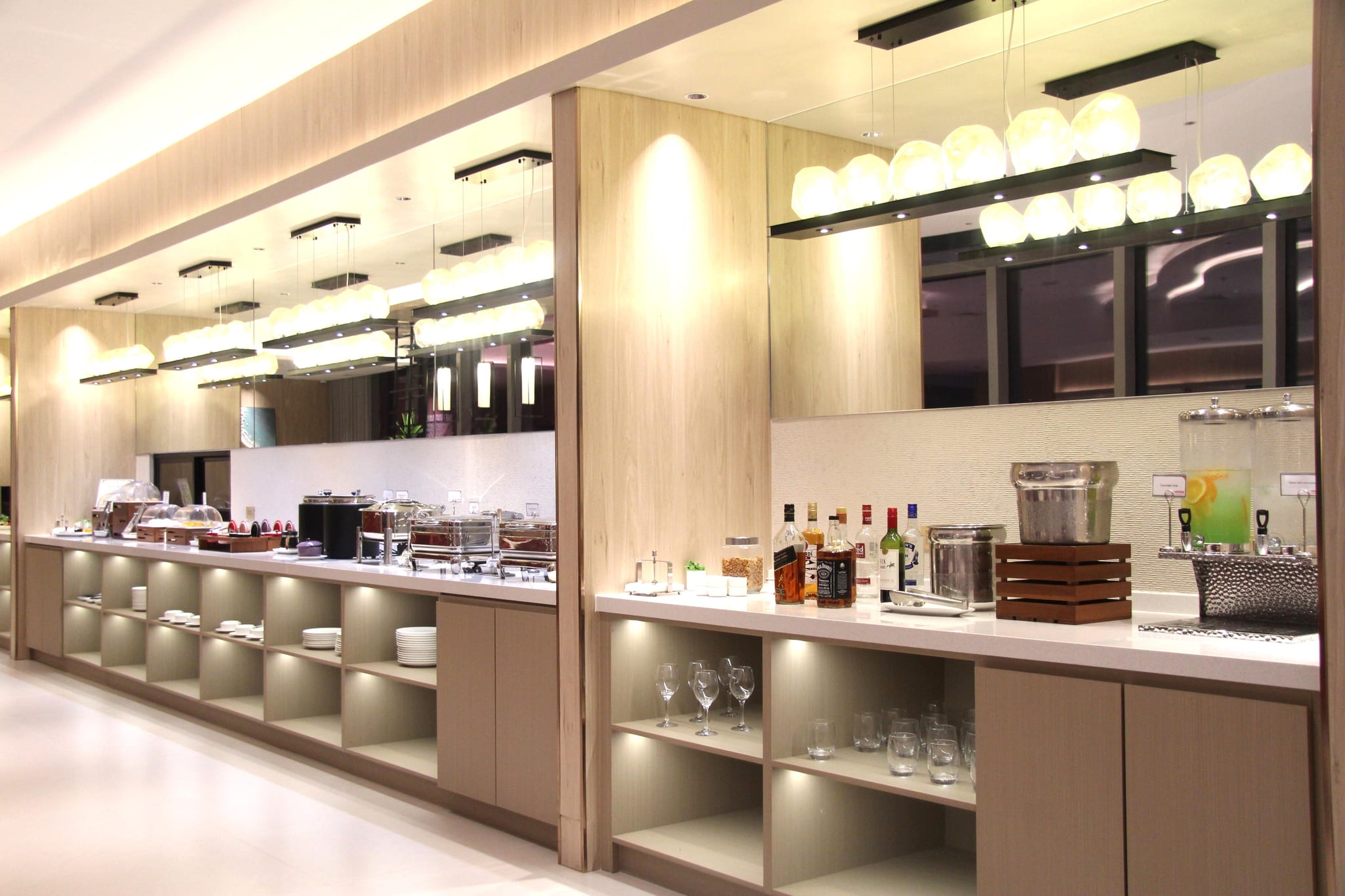 Marhaba Lounge Clark International Airport