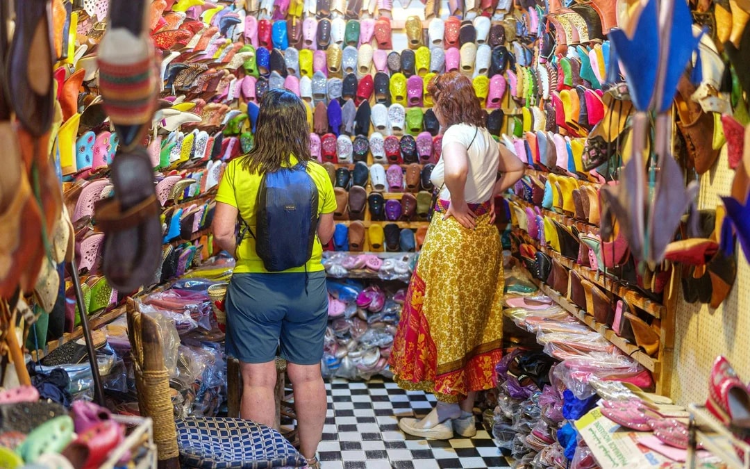 Marrakech: Ben Youssef Medersa, Le Jardin Secret & Souks Guided Tour Image 8