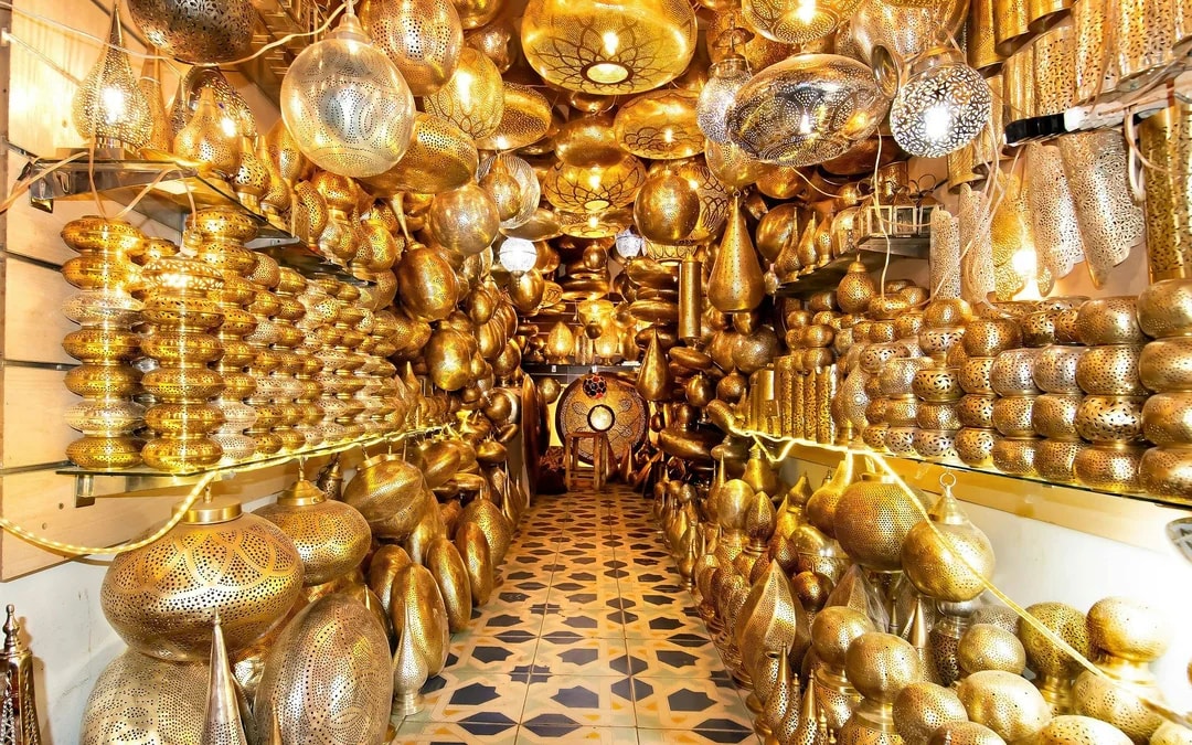 Marrakech: Ben Youssef Medersa, Le Jardin Secret & Souks Guided Tour Image 9