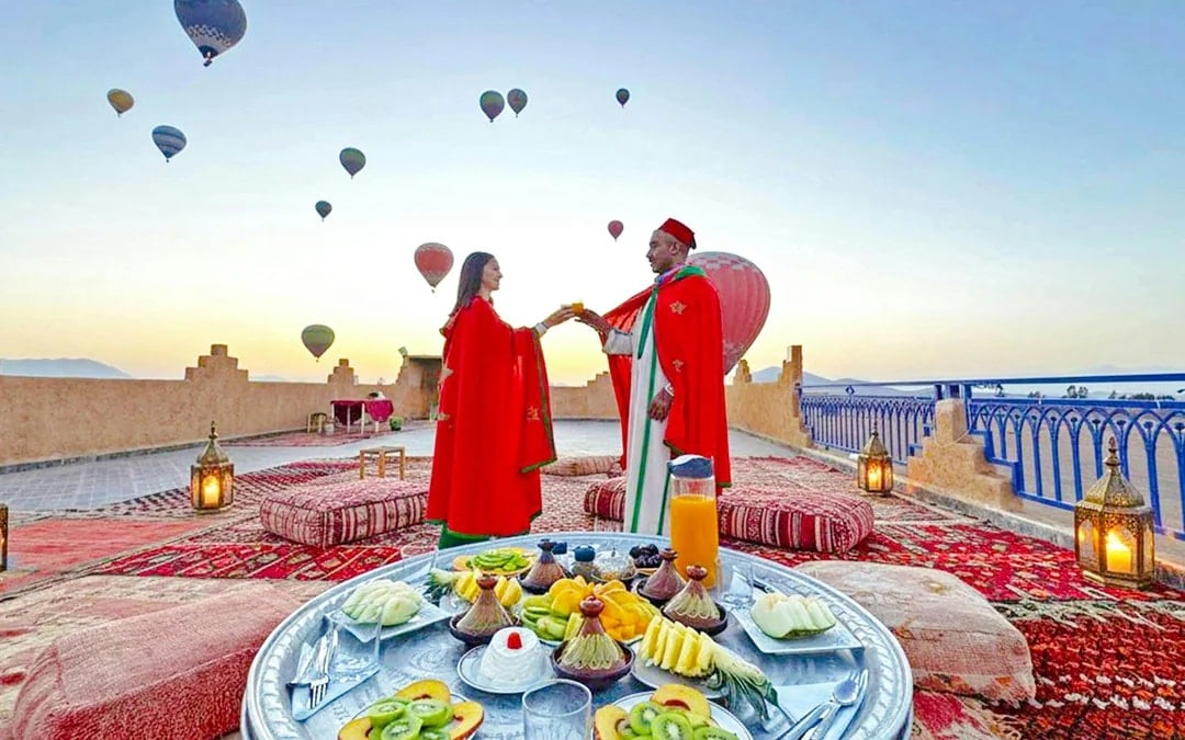 Marrakech Sunrise Hot Air Balloon Flight with Luxury Rooftop Breakfast