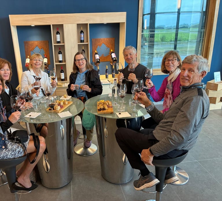 From Bordeaux: Medoc 2 Chateaux Tour, Wine & Gourmet Platter