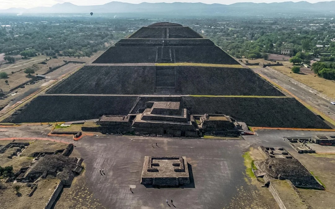 From Mexico City: Teotihuacán Early Access Tour Image 6