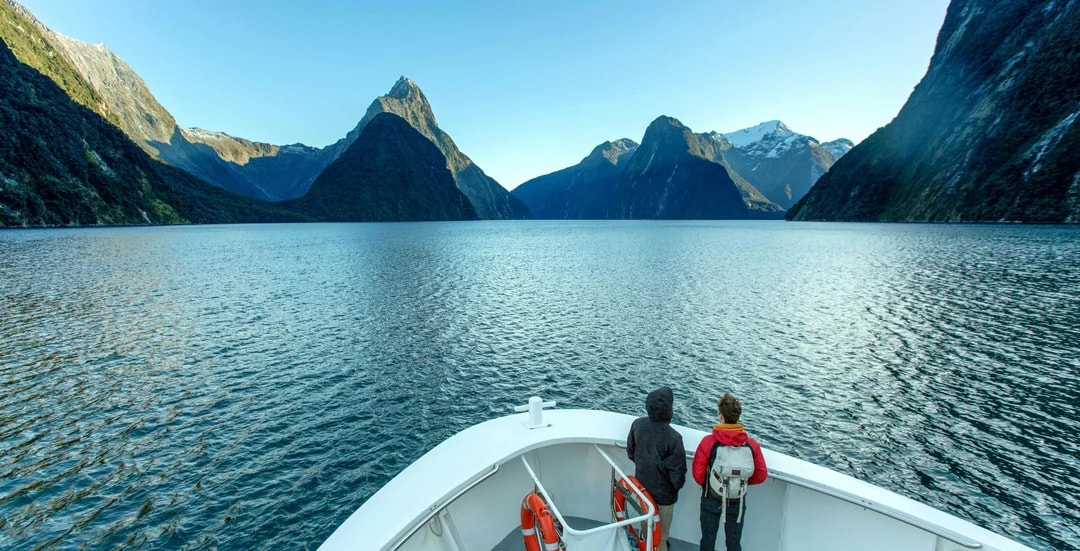Milford Sound Nature Cruise with the Captain's VIP Lounge Image 8