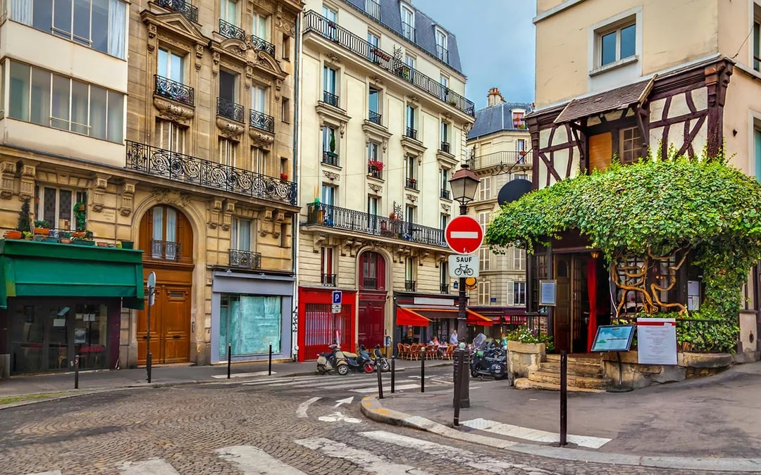 Montmartre Walking Tour With Sacré-Coeur Dome Access Image 8