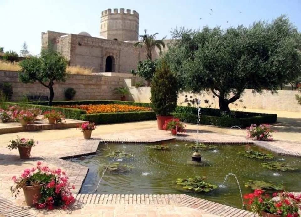 Monumental Jerez walking tour with Mudejar Alcazar and Cathedral tickets