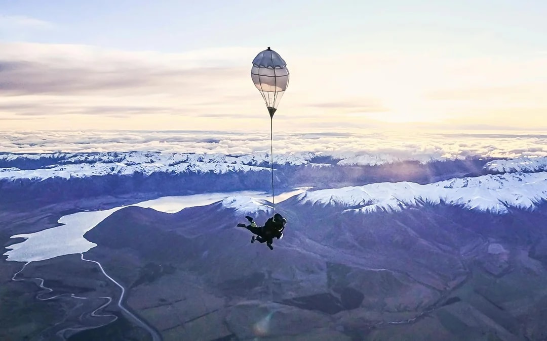 Mt Cook Skydive: 10,000ft, 13,000ft or 16,500ft Image 6