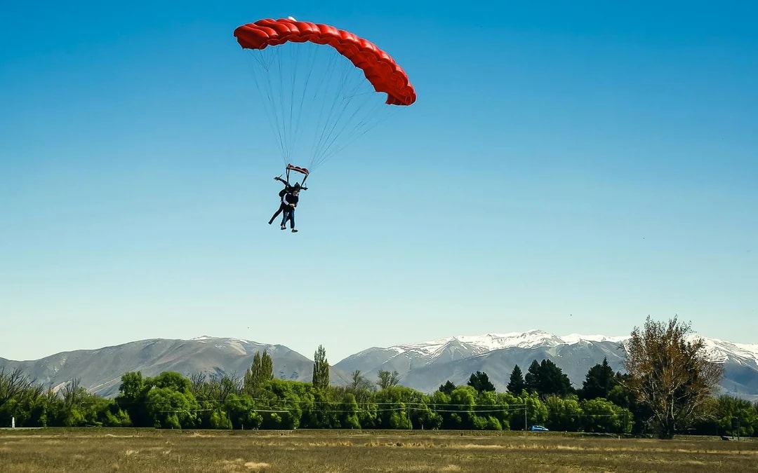 Mt Cook Skydive: 10,000ft, 13,000ft or 16,500ft Image 7