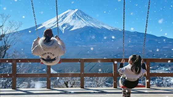 Mt. Fuji and Lake Kawaguchi Panoramic Day Tour