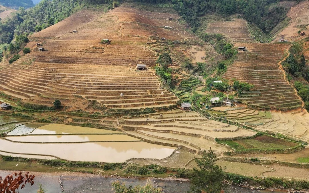 Mu Cang Chai Private Car Tour with Local Guide Image 6