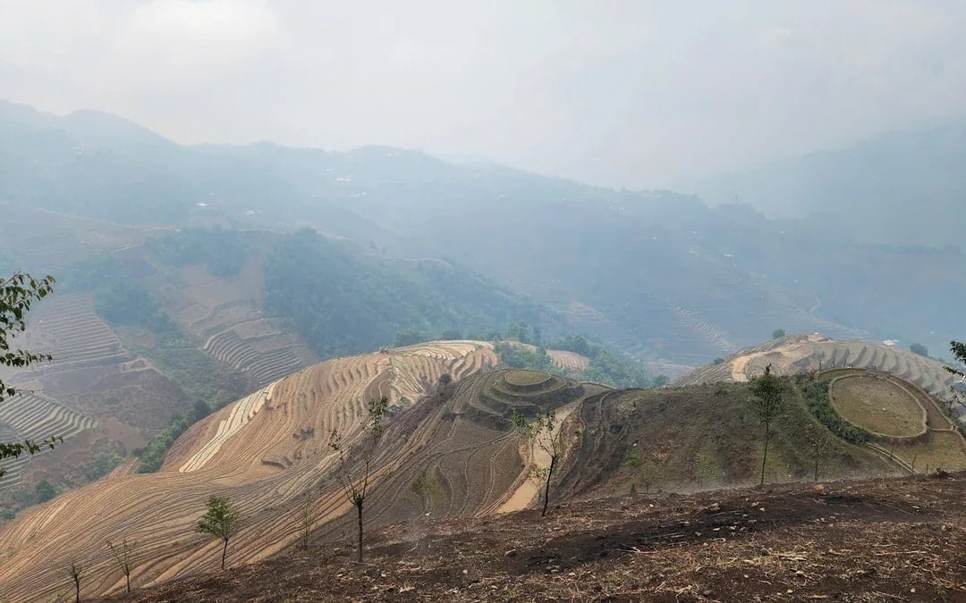 Mu Cang Chai Trekking and Motorbike Tour with Village and Rice Terrace Visits Image 1