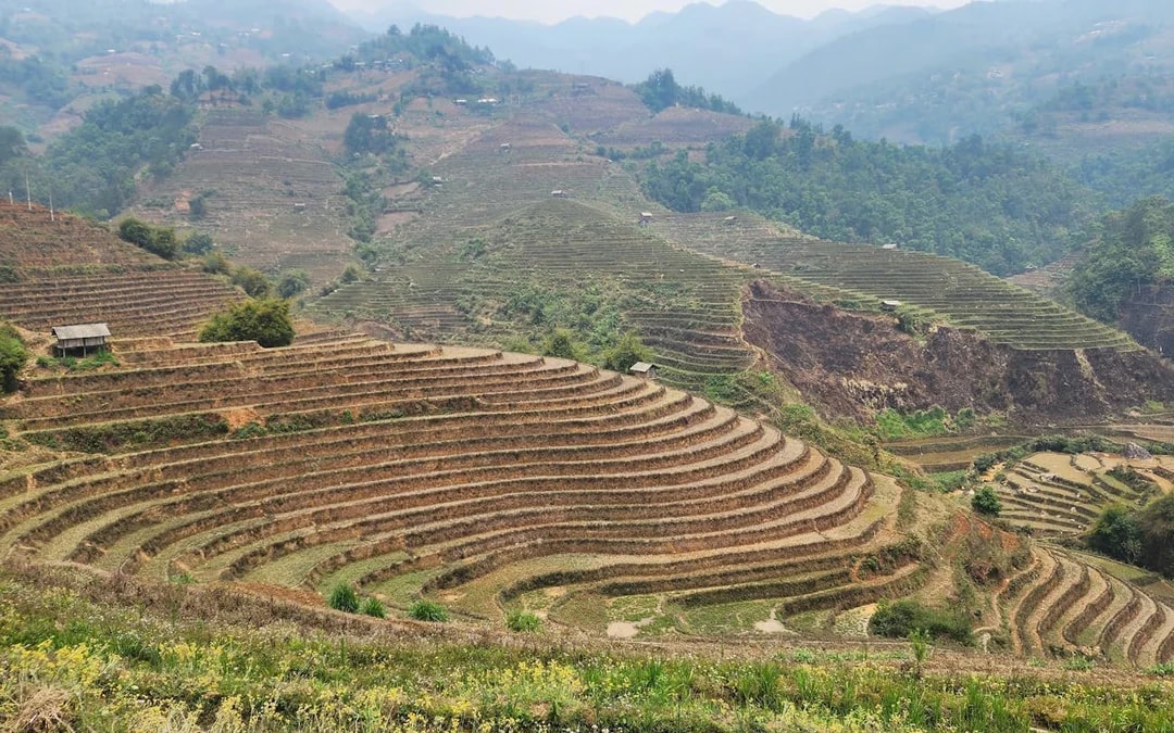 Mu Cang Chai Trekking and Motorbike Tour with Village and Rice Terrace Visits Image 4
