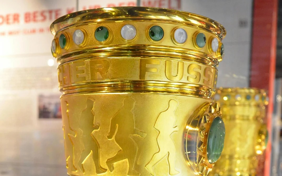 Guided Tour of Allianz Arena with FC Bayern Museum Visit & Bus Tour Image 4