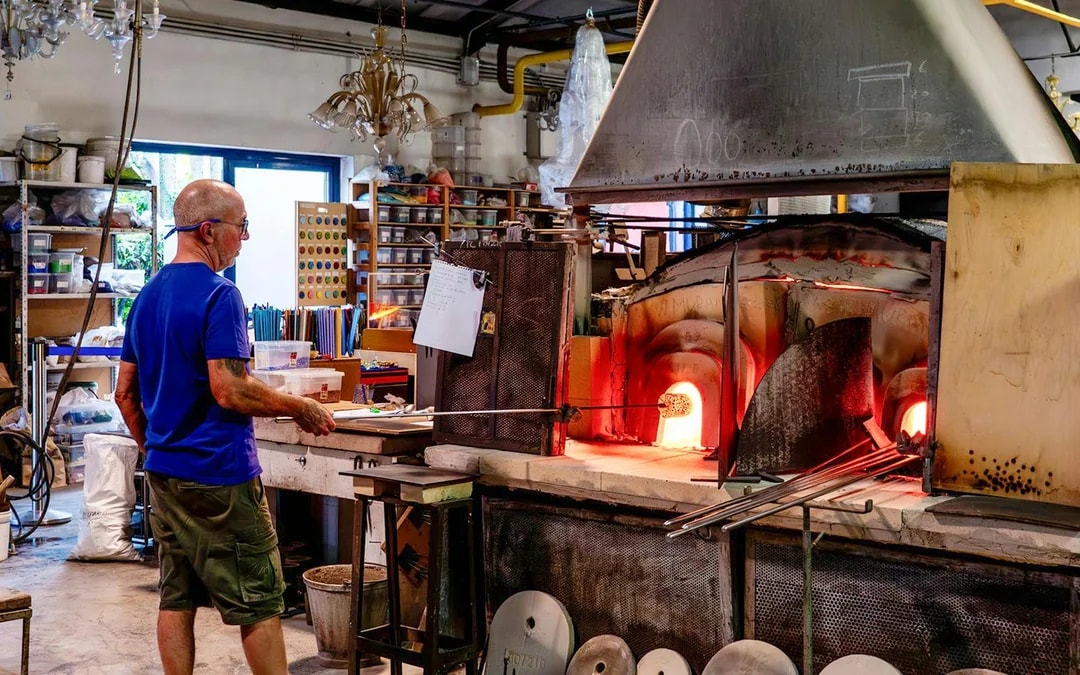 Murano & Burano Islands Boat Tour with Glass Blowing Image 9