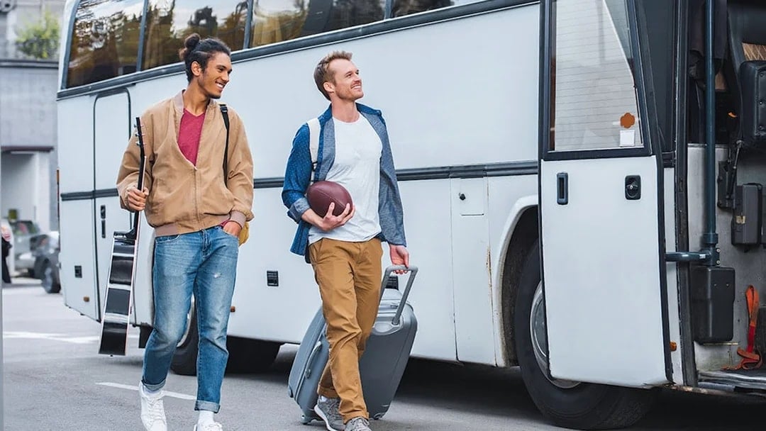Shuttle Transfers: Naples Airport to Sorrento Train Station/Pompei