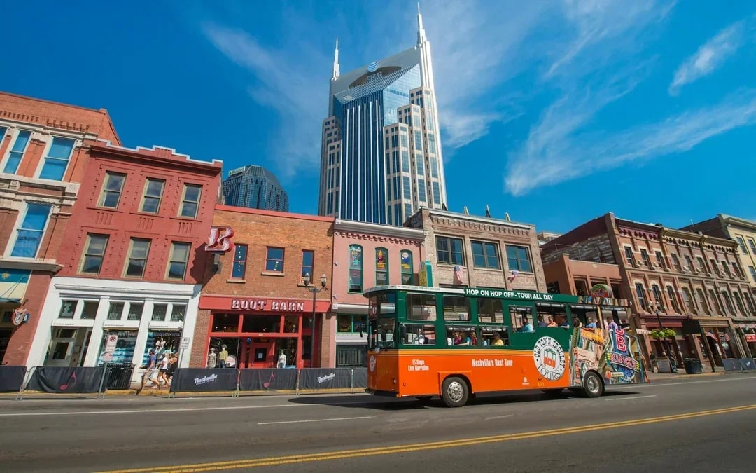 Old Town Trolley Tours: Nashville Hop-on Hop-off Trolley Tour Image 6