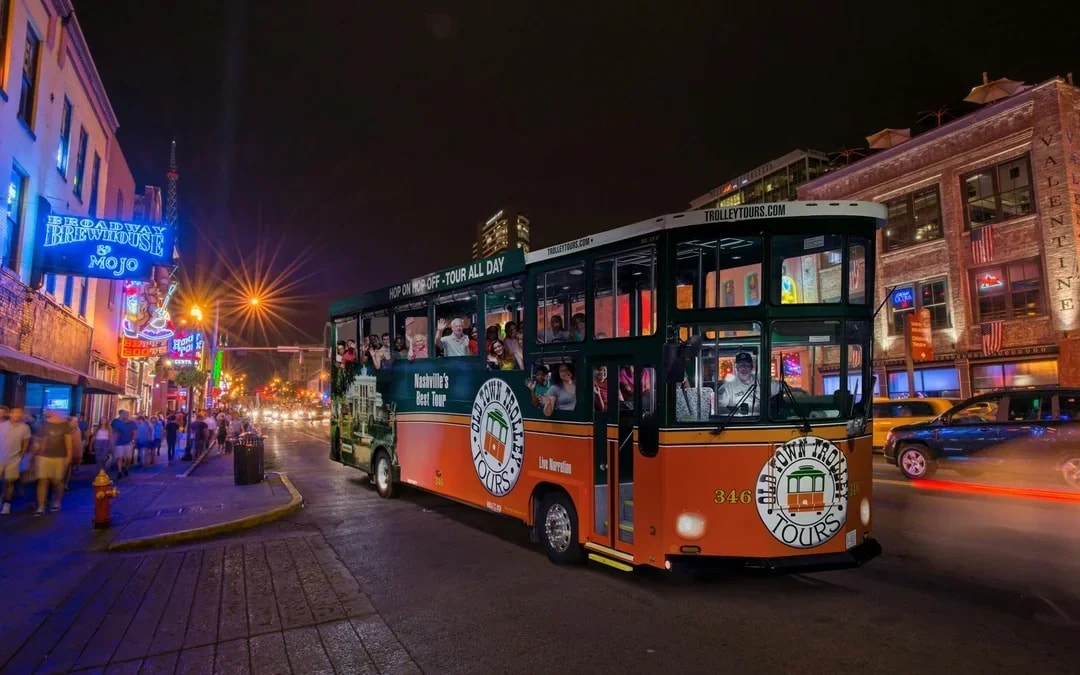 Old Town Trolley Tours: Nashville Hop-on Hop-off Trolley Tour Image 9