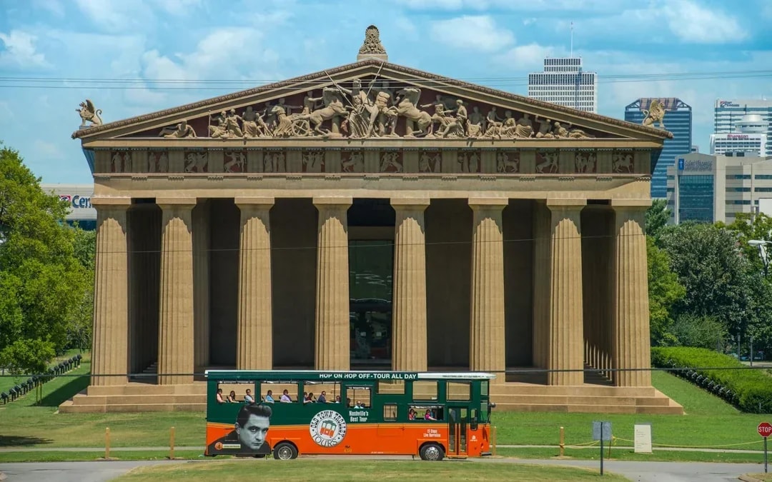Old Town Trolley Tours: Nashville Hop-on Hop-off Trolley Tour Image 1