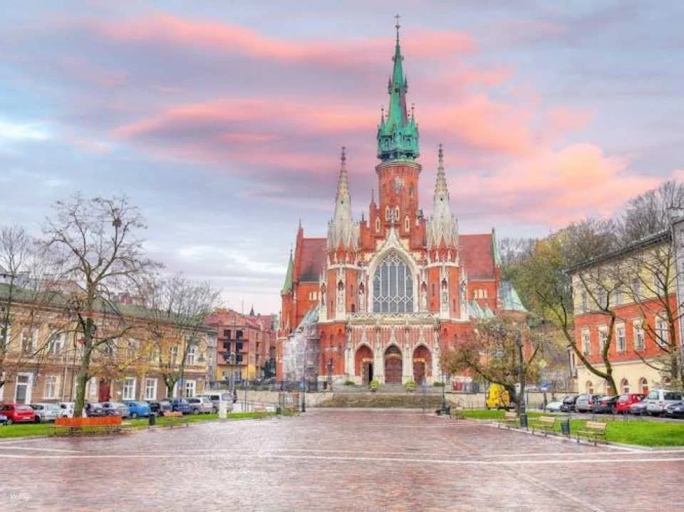Navigate Kraków's Insta-perfect spots with a local