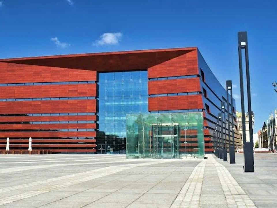 Navigate Wrocław's Insta-perfect spots with a local