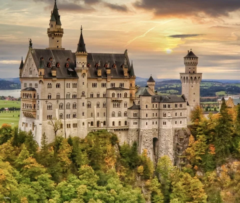Neuschwanstein Castle: Skip The Line Ticket + Guided Tour