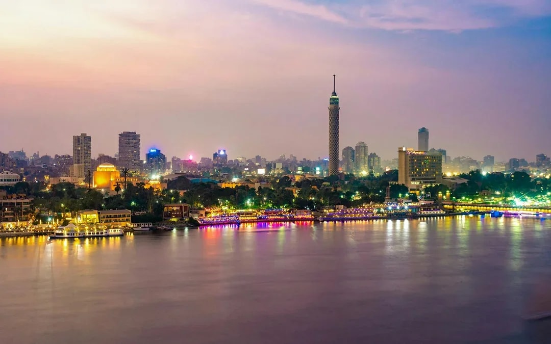 Nile Crystal 4-Star Cairo Sunset Dinner Cruise with Live Entertainment Image 8
