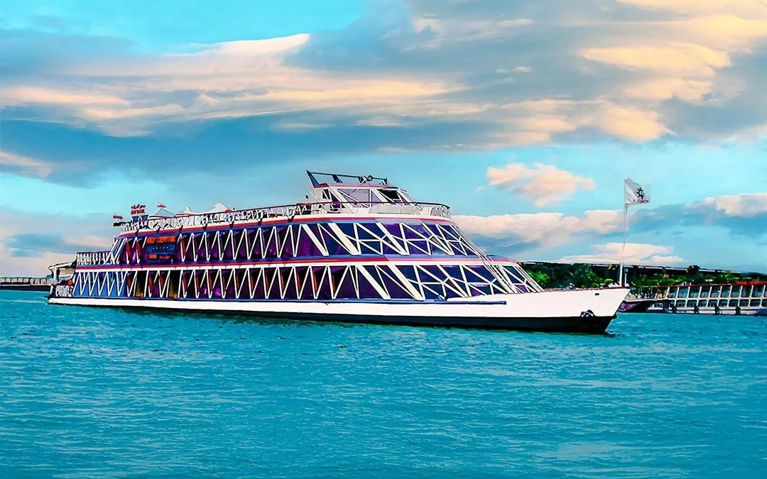 Nile Crystal 4-Star Cairo Dinner Cruise with Live Entertainment Image 1