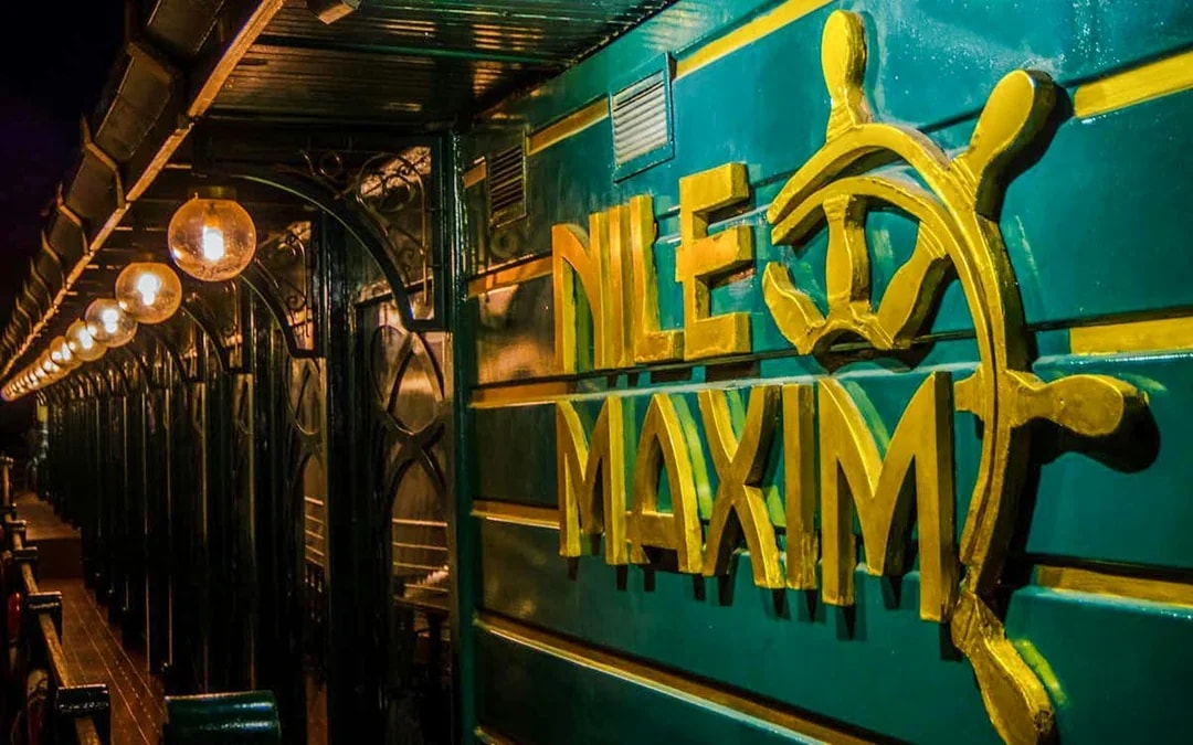 Nile Maxim Luxury Cairo Dinner Cruise with Live Entertainment Image 9