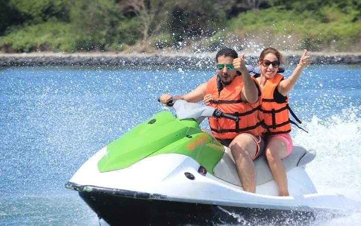 Nusa Dua Jet Ski and Parasailing Adventure with Hotel Transfers Image 9