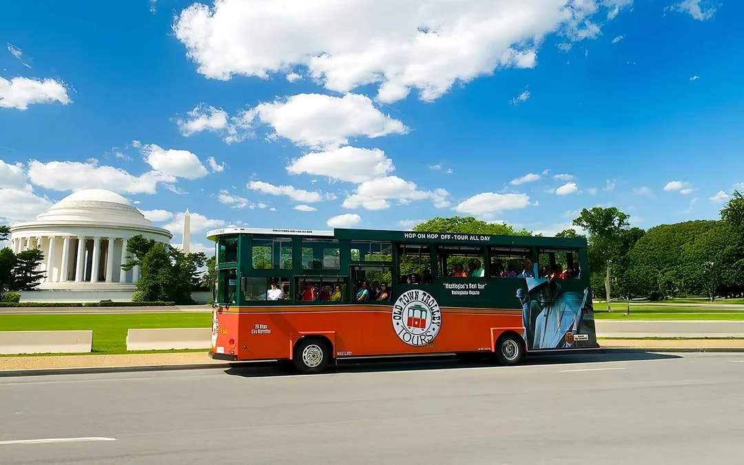 Old Town Trolley: Washington DC Hop-on Hop-off Bus Tour Image 3
